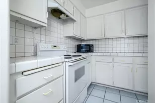 22054 Treasure Island, Canyon Lake, CA 92587 - Photo 32