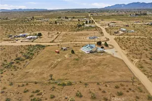 12035 Barbet, Phelan, CA 92371 - Photo 40