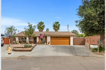 40466 Lockhart Lane, Hemet, CA 92544 - Photo 2