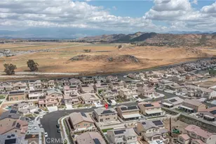 29569 Saddle Dr, Winchester, CA 92596 - Photo 6