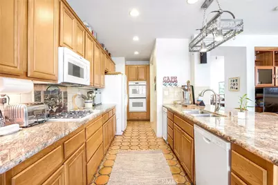 30310 Mayacamas, Murrieta, CA 92563 - Photo 10