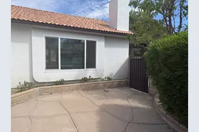 1703 W Avenue K12, Lancaster, CA 93534 - Photo 4