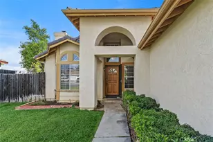 39622 Cedarwood Dr, Murrieta, CA 92563 - Photo 4