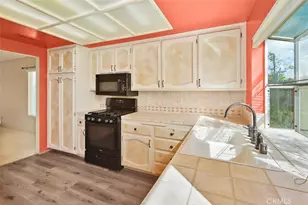 39622 Cedarwood Dr, Murrieta, CA 92563 - Photo 18