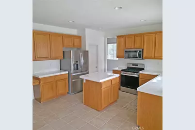 31935 Violet Drive, Winchester, CA 92596 - Photo 4