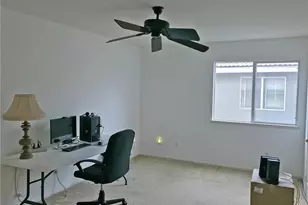 31935 Violet Dr, Winchester, CA 92596 - Photo 18