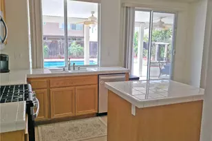 31935 Violet Dr, Winchester, CA 92596 - Photo 8