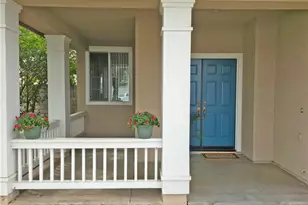 31935 Violet Dr, Winchester, CA 92596 - Photo 2