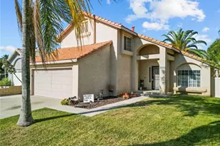 24510 Camino Mirabella, Murrieta, CA 92562 - Photo 2