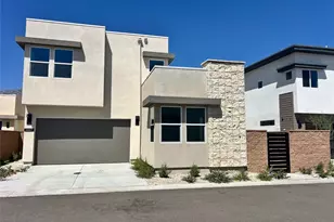 2667 Maverick Ln, Palm Springs, CA 92264 - Photo 2