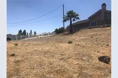 22747 Inspiration Point, Canyon Lake, CA 92587 - Photo 6