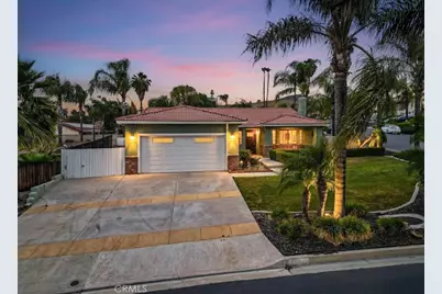 22860 Mariner Drive, Canyon Lake, CA 92587 - Photo 2