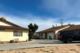 57393 Lupine Dr, Yucca Valley, CA 92284 - Photo 2