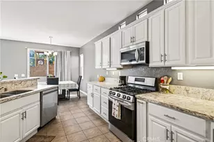 5759 Mapleview Dr, Jurupa, CA 92509 - Photo 4