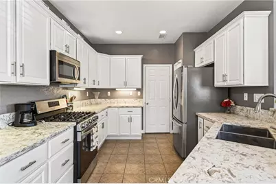 5759 Mapleview Drive, Jurupa Valley, CA 92509 - Photo 2