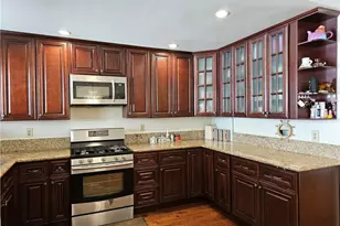 1711 Grismer Ave, Burbank, CA 91504 - Photo 16