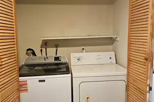 1711 Grismer Ave, Burbank, CA 91504 - Photo 34