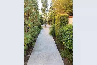 1711 Grismer Avenue #52, Burbank, CA 91504 - Photo 38