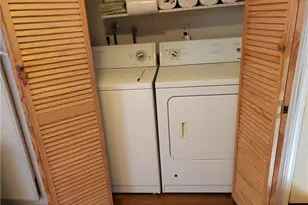 1711 Grismer Ave, Burbank, CA 91504 - Photo 24