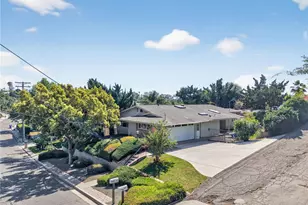 449 Hillway Dr, Vista, CA 92084 - Photo 4