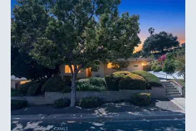 449 Hillway Drive, Vista, CA 92084 - Photo 2
