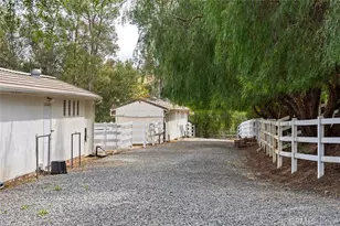 38500 Calle Pimienta, Murrieta, CA 92562 - Photo 52