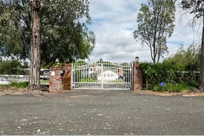 38500 Calle Pimienta, Murrieta, CA 92562 - Photo 8