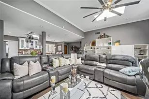 39004 Knollview Cir, Cathedral City, CA 92234 - Photo 14