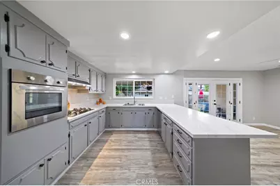 466 S Wellington Road, Orange, CA 92869 - Photo 8