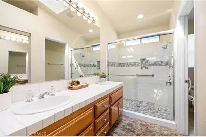 39555 Glenwood Court, Murrieta, CA 92563 - Photo 22