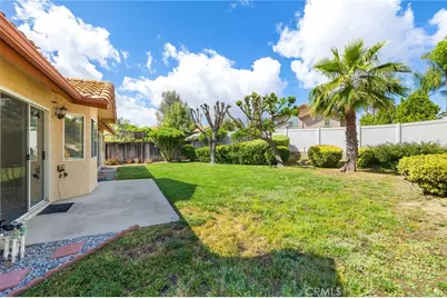 39555 Glenwood Court, Murrieta, CA 92563 - Photo 34
