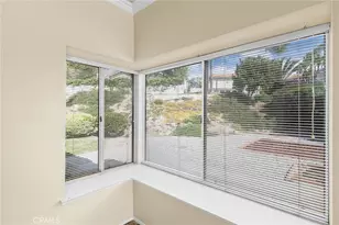 39555 Glenwood Ct, Murrieta, CA 92563 - Photo 14