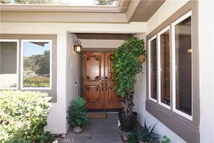 38220 Oaktree Loop, Murrieta, CA 92562 - Photo 2