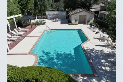 38220 Oaktree Loop, Murrieta, CA 92562 - Photo 36