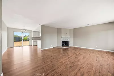 19125 Shoshonee Road, Apple Valley, CA 92307 - Photo 6