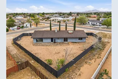 19125 Shoshonee Road, Apple Valley, CA 92307 - Photo 22