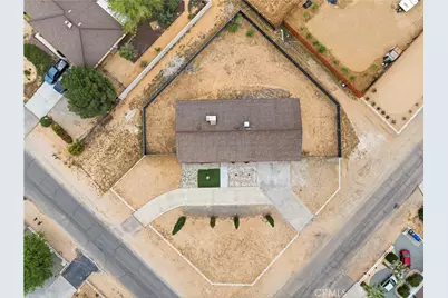 19125 Shoshonee Road, Apple Valley, CA 92307 - Photo 1