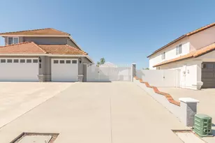 41045 Willowbend, Murrieta, CA 92563 - Photo 6