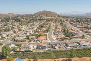 41045 Willowbend, Murrieta, CA 92563 - Photo 56