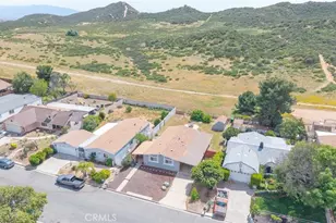 24799 Split Rail Rd, Wildomar, CA 92595 - Photo 20