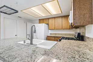 26112 Crestone Dr, Menifee, CA 92586 - Photo 12