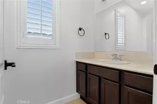 37406 Paseo Violeta, Murrieta, CA 92563 - Photo 8