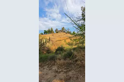 32360 Navajo Springs, Wildomar, CA 92595 - Photo 8