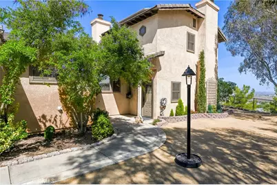 32360 Navajo Springs, Wildomar, CA 92595 - Photo 22
