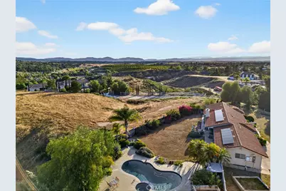 39775 Calle Bellagio, Temecula, CA 92592 - Photo 12