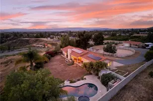 39775 Calle Bellagio, Temecula, CA 92592 - Photo 2