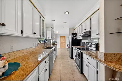 39775 Calle Bellagio, Temecula, CA 92592 - Photo 18