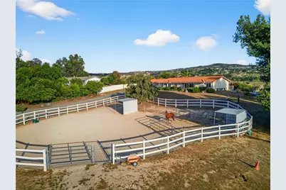 39775 Calle Bellagio, Temecula, CA 92592 - Photo 2