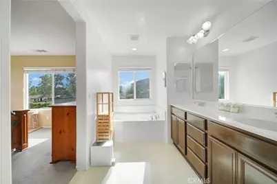 34063 Corktree Road, Lake Elsinore, CA 92532 - Photo 16