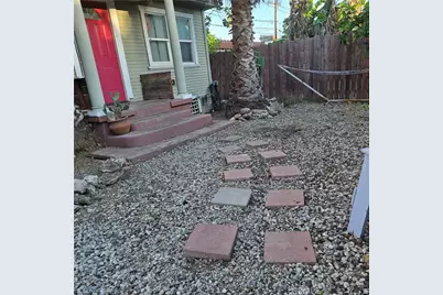 800 Hobart Boulevard, Los Angeles, CA 90029 - Photo 2